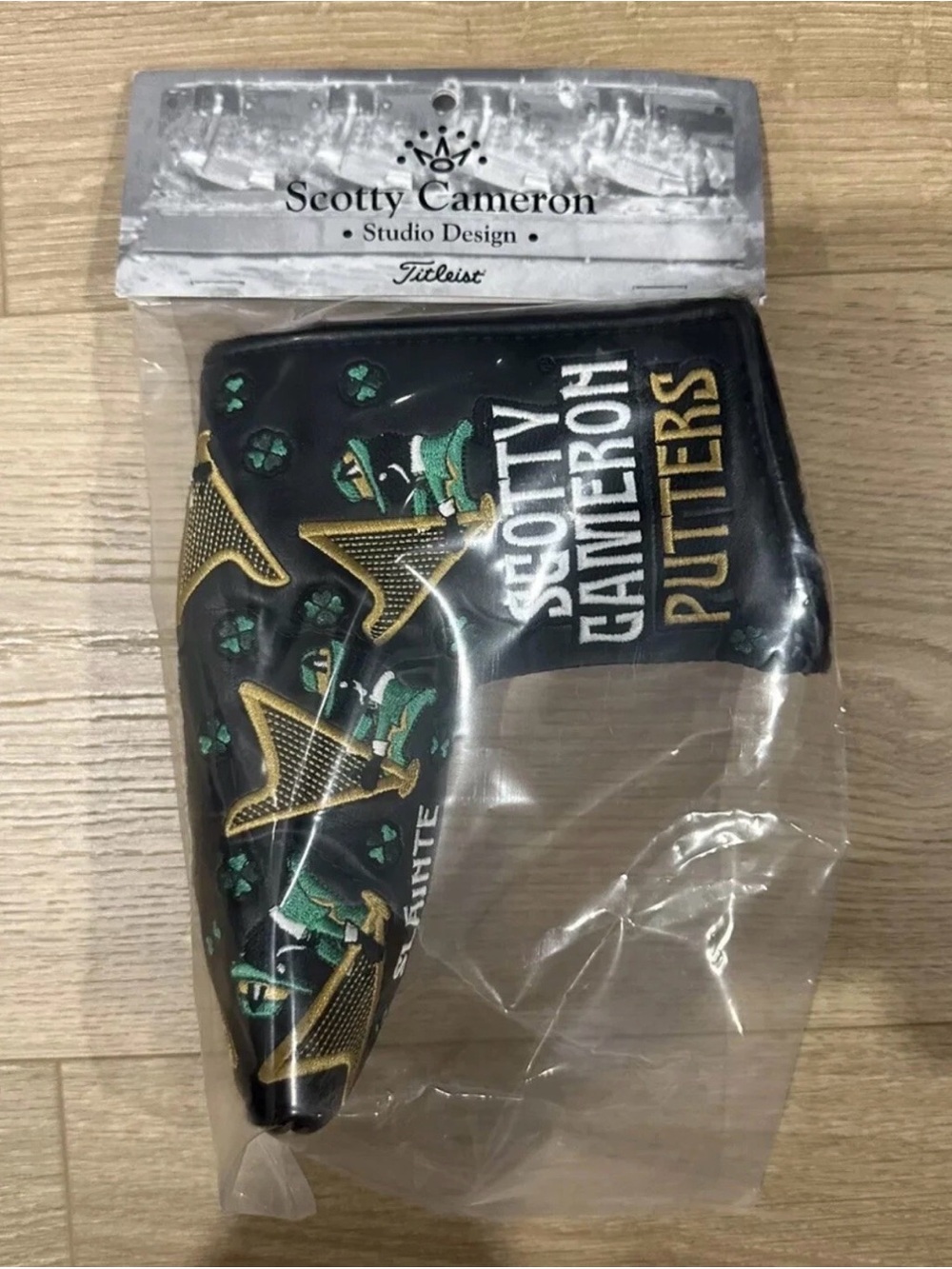 Scotty Cameron 2024 St Patrick’s Day Dueling Harps Blade Putter Head Cover